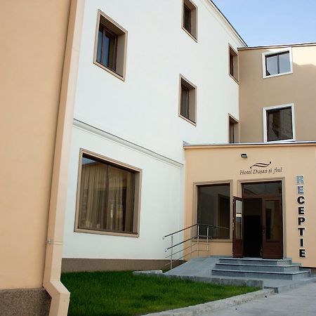 Hotel Dusan Si Fiul Resita Nord Exterior photo