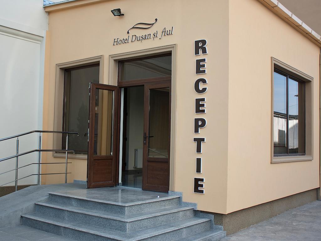 Hotel Dusan Si Fiul Resita Nord Exterior photo